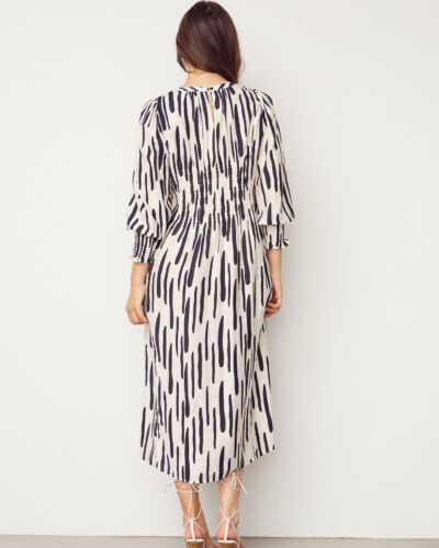 Ane Smock -mekko; luonnon vaalea-musta